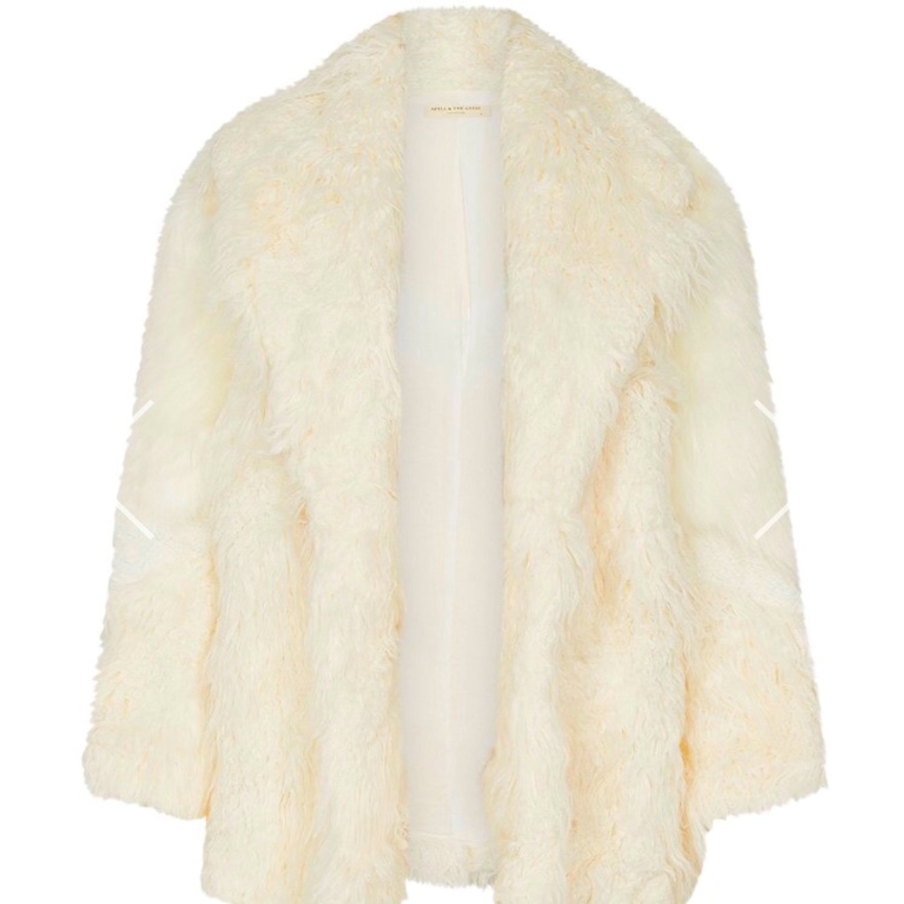 ISO WTB LOOKING FOR KATE COAT SPELL AND THE GYPSY faux fur coat S/M M/L